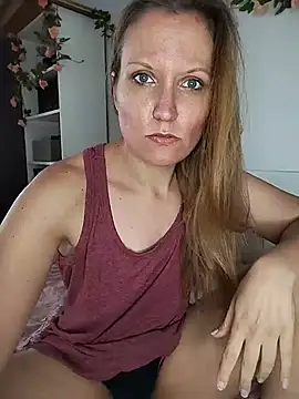 Chat +18 de Candy_Cougar ao vivo