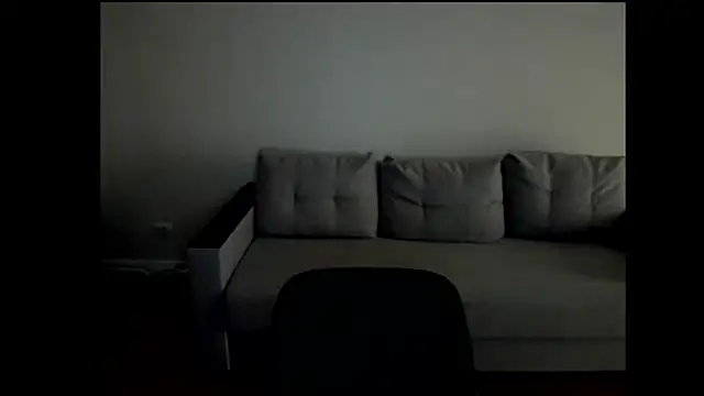 Vicki_Milles' Live Chat Room
