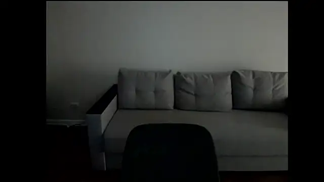 Vicki_Milles' Live Chat Room