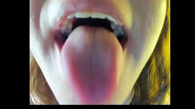 Chat +18 de Vicki_Milles ao vivo