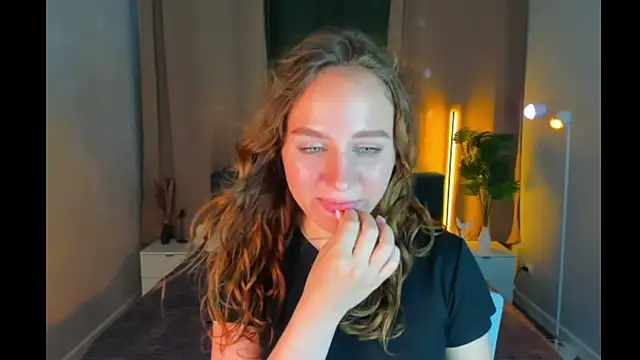 Vicki_Milles Chat XXX live