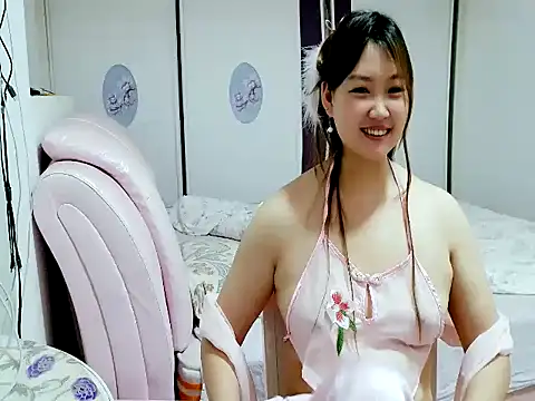 Yangyang-002 网络视讯表演