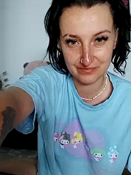 Goddessm00n1 – Naživo chatovacia miestnosť