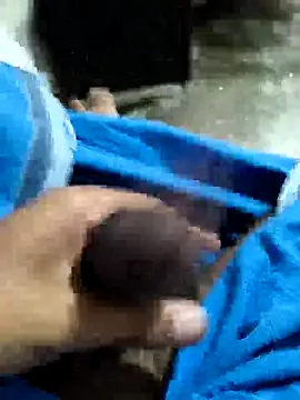 skasiffff Show in webcam
