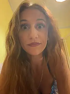 LiaaaBunny Chat XXX live