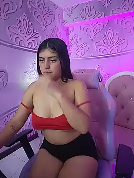 MishRaven's Live XXX Chat