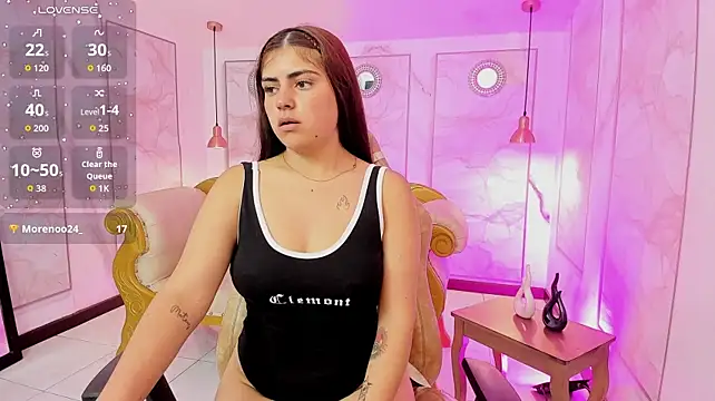 הופעת וובקאם של MishRaven