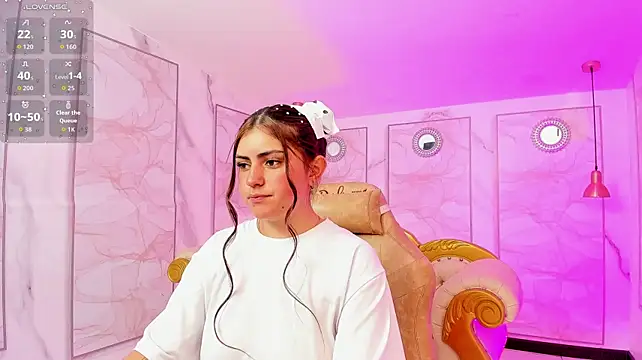 MishRaven's Live XXX Chat