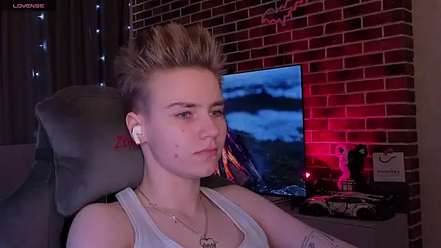 Jean_Willson Chat XXX in diretta