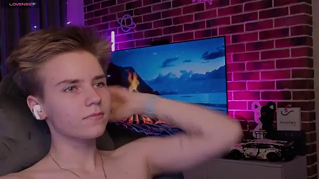 Jean_Willson élő XXX-chatje