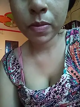 Chat XXX en directo de Life_Of_Diya