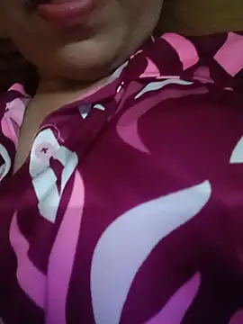 lovely_bhabhi_ 即時 XXX 聊天