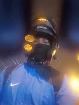Petterleonel123: διαδικτυακό σόου στην κάμερα