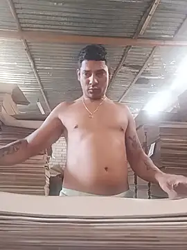 Show modela Petterleonel123 na web-kameri