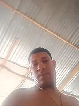 Show modela Petterleonel123 na web-kameri