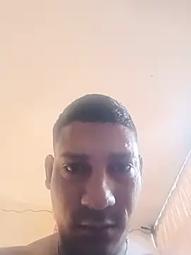 Show modela Petterleonel123 na web-kameri