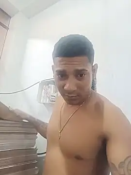 Petterleonel123 Show in webcam