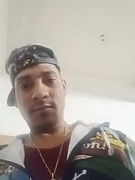 Show modela Petterleonel123 na web-kameri