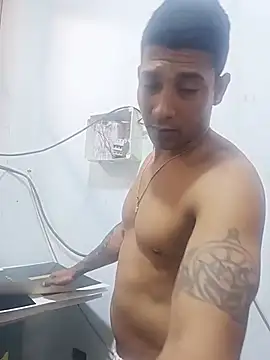 Petterleonel123: διαδικτυακό σόου στην κάμερα
