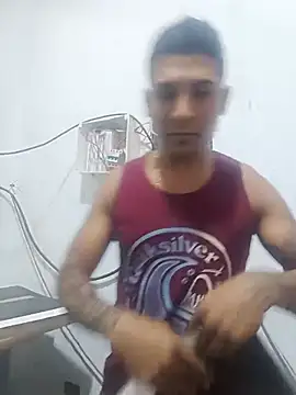 Petterleonel123 Adlı Modelin Web Kamerası Şovu