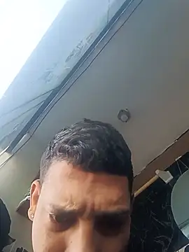 Petterleonel123: διαδικτυακό σόου στην κάμερα