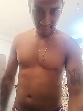Show modela Petterleonel123 na web-kameri