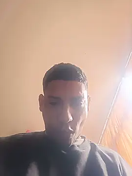 Petterleonel123 Show Webcam