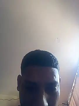 Show modela Petterleonel123 na web-kameri
