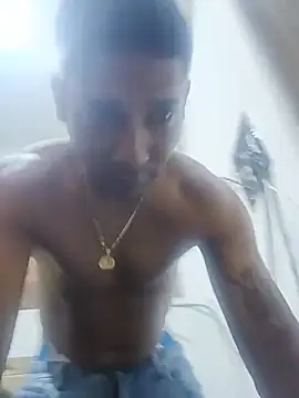 Show modela Petterleonel123 na web-kameri