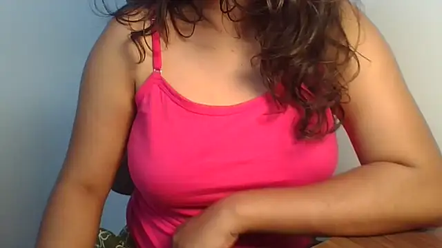 Show de sluttytitties69 na webcam
