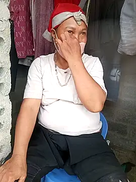 YeuAnhbigcock 在線直播表演
