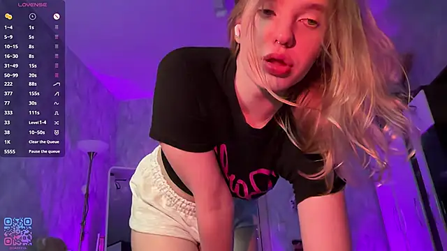 Eve_Dark_Side Adlı Modelin Canlı XXX Sohbeti