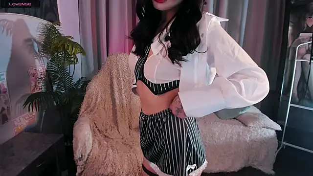MaddyFever's Live XXX Chat