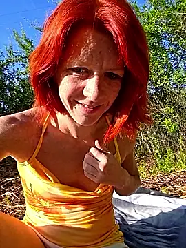 PoppyBoop Pertunjukan Webcam