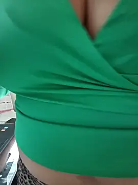 Czat XXX na żywo – SHARAAY__GOLD