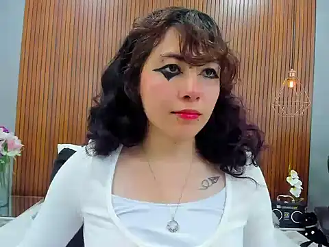 Cybercore_Shy Adlı Modelin Canlı XXX Sohbeti