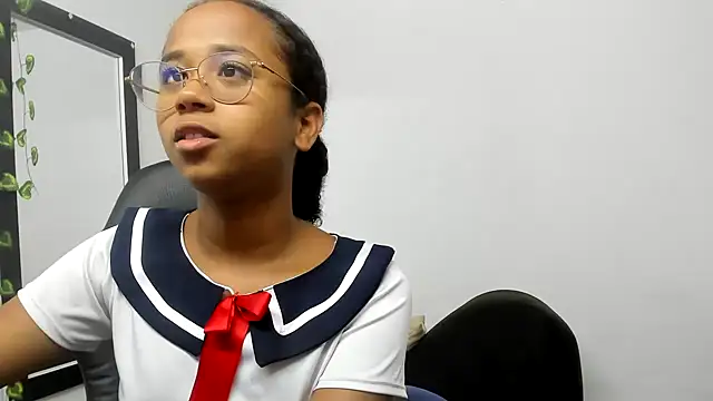 Chat +18 de wizarpamela ao vivo