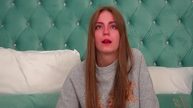 SofiaSarvains' Live XXX Chat