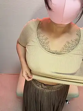 splash-Queen-maya's Webcam Show