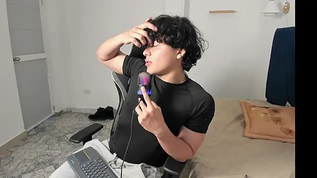 latin_beast4 在線直播表演