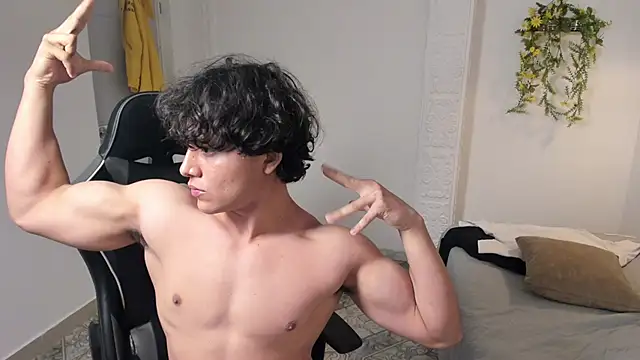 عرض كام latin_beast4