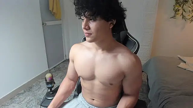 latin_beast4: вебкам-шоу