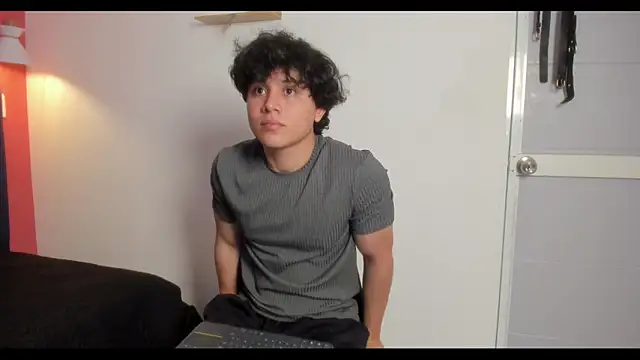 latin_beast4 网络视讯表演
