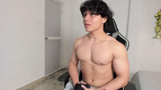 latin_beast4 在線直播表演