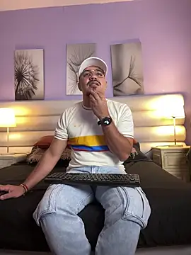 Dante_Goldt Show in webcam