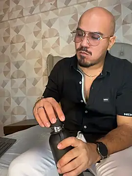 عرض كام Dante_Goldt