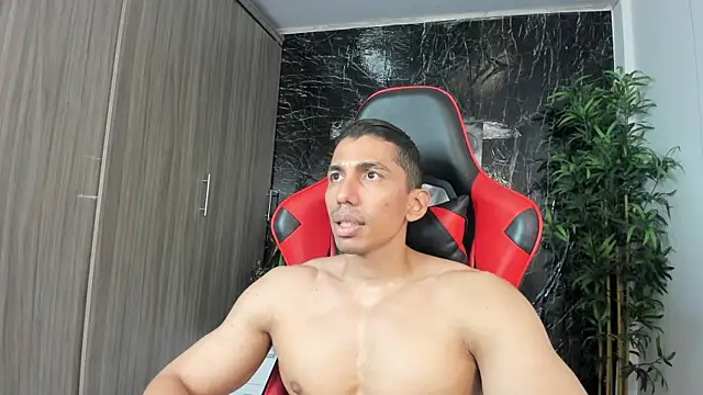 Вебкам-шоу Erik_castle