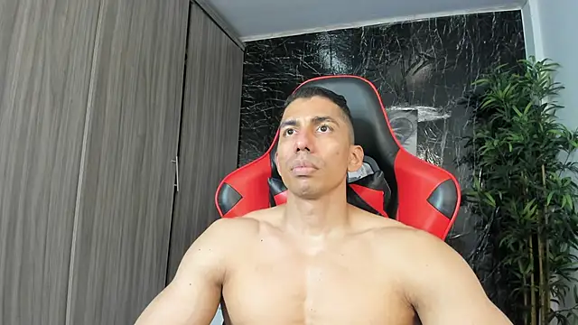 Erik_castle's Webcam Show