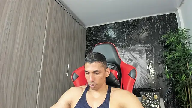 Erik_castle: απευθείας συνομιλία ΧΧΧ
