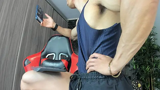 Erik_castle Adlı Modelin Canlı XXX Sohbeti